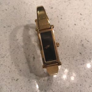 Gucci Jewelry - Vintage Gucci watch, 2001, mint condition! Gucci Jewelry - Vintage Gucci watch, 2001, mint condition!